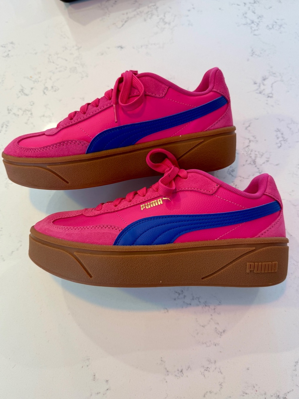PUMA Women's Club II Era Platform Sneakers 9 pink blue